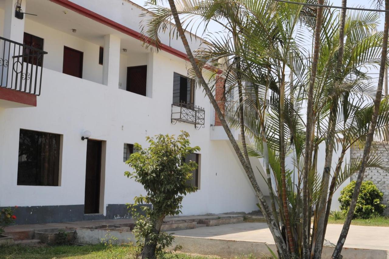 Los Naturales Huaral Bagian luar foto